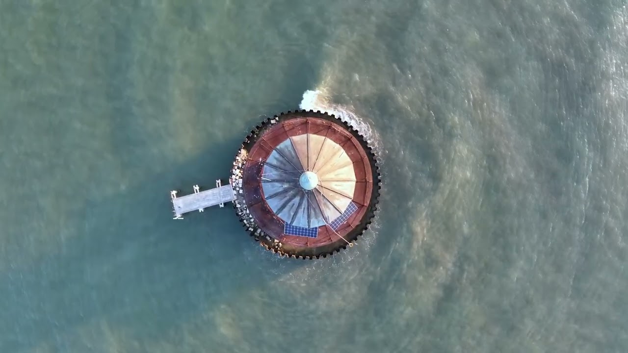 Morris Island Lighthouse - Washed By History