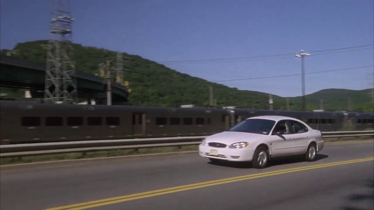 Cinema&ntilde;ana | Jim Jarmusch's Broken Flowers | Film & Music