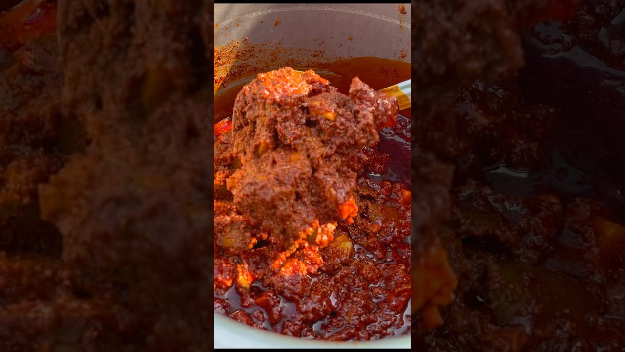 🥭 மாங்காய் ஊறுகாய் #mangopickle #aavakairecipe #mangorecipe #aamkaachar #easyrecipe #pickle #kimchi