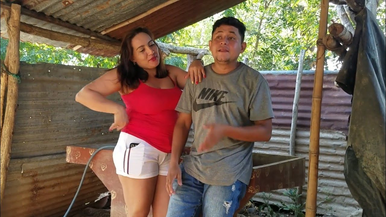 TODO HACE BIEN LA EMPLEADA