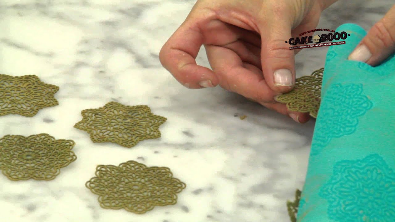CAKE 2000 - Edição 06 - Arcolor Bolo com Rendas e Rosas
