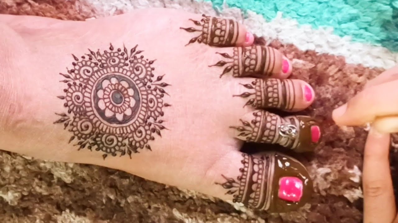 Simple foot mehandi designs | Bridal mehndi design #mehndi #bridalmehndi #hennadesign #mehndidesign 