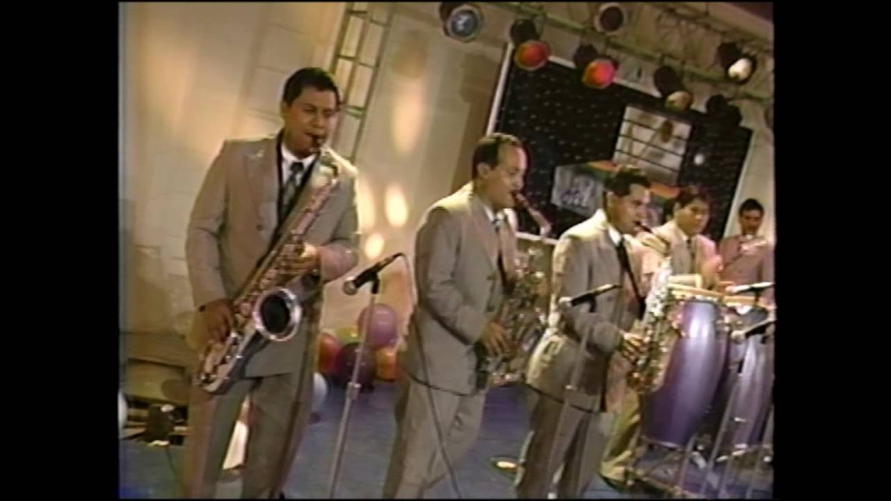 ORQUESTA SAN VICENTE en el 12 aniversario de VARIEDADES DEL SEIS