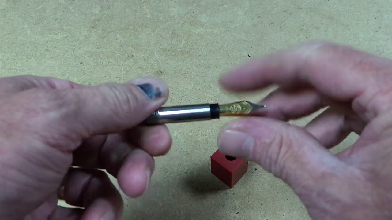 Fountain pen section sleeves for kitless pens