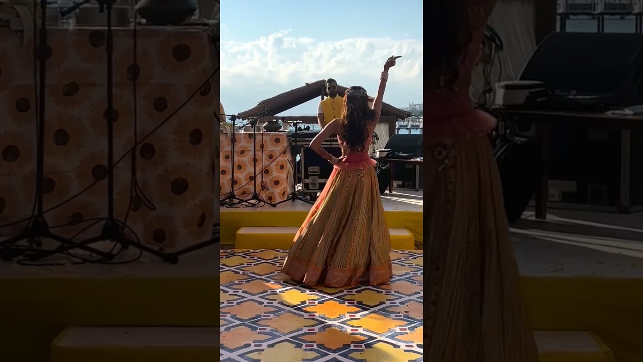 Bride dance on sheila ki jawani #shorts #sangeet #bride #bridaldance #dance #sheilakijawani