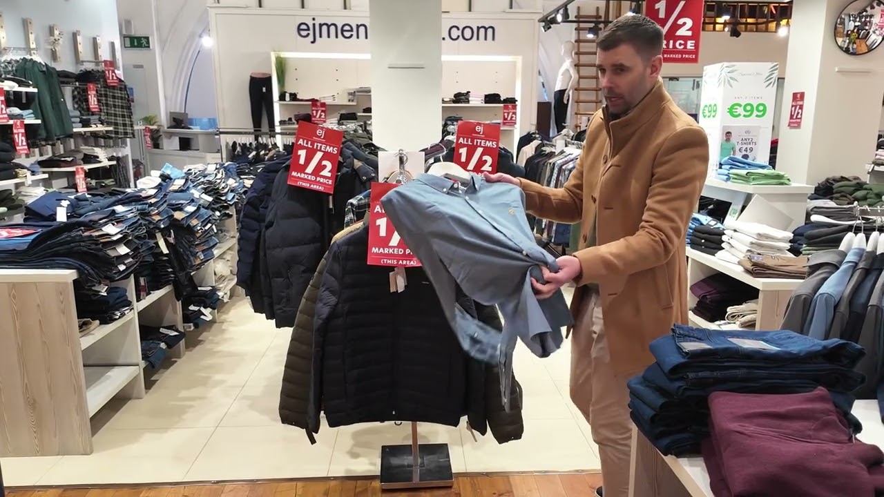 Распродажа со скидкой 50%.