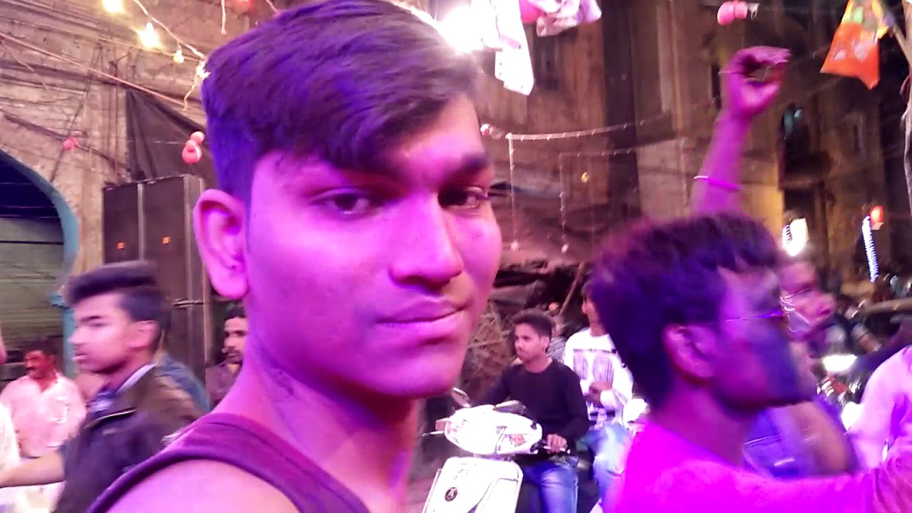 Lucknow kaisarbagh Holi