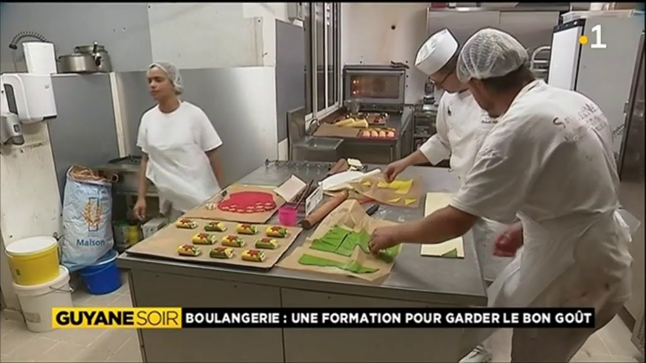 Un stage de pâtisserie mené par grand chef en la matière Bernard Leblanc