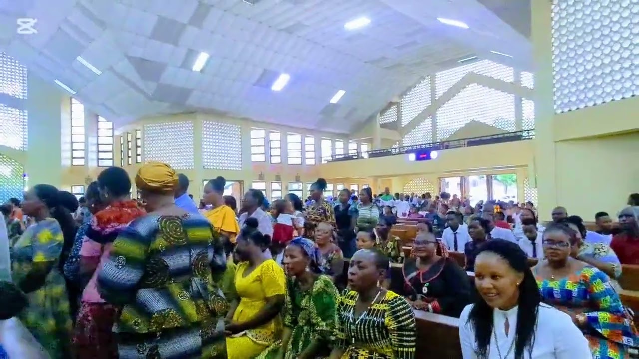 BWANA ALIVYO MKARIMU.Na.Deo Kalolela.Waimbaji Kwaya Mt Gabriel Malaika Mkuu Segerea Dar es Salaam. 