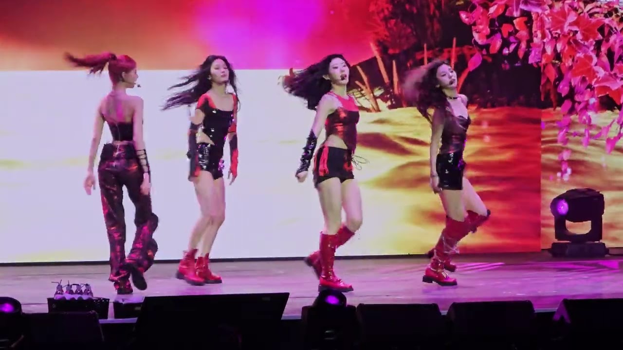 Itzy - Mr. Vampire [BORN TO BE Madrid 2024] #itzy