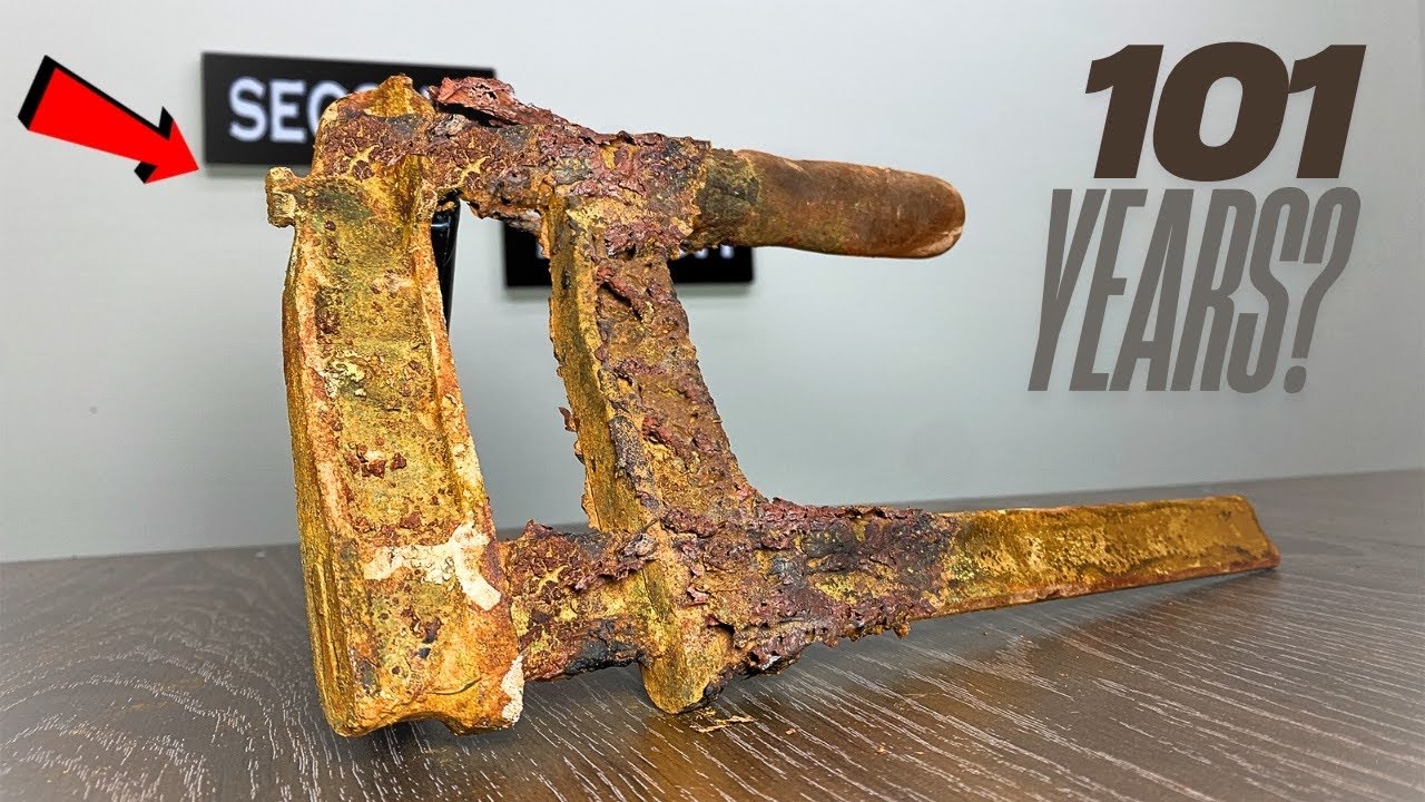 Very Rusty Antique Hand Vise Restoration - Perfect Restoration