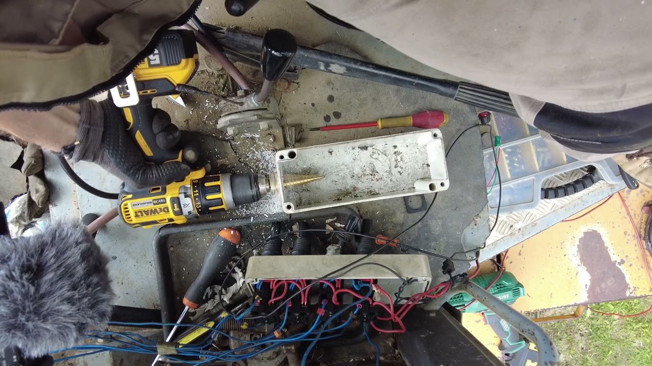 Restauro Escavatore Benfra 4 07 Episodio 1 Ricablaggio trincia parte 3