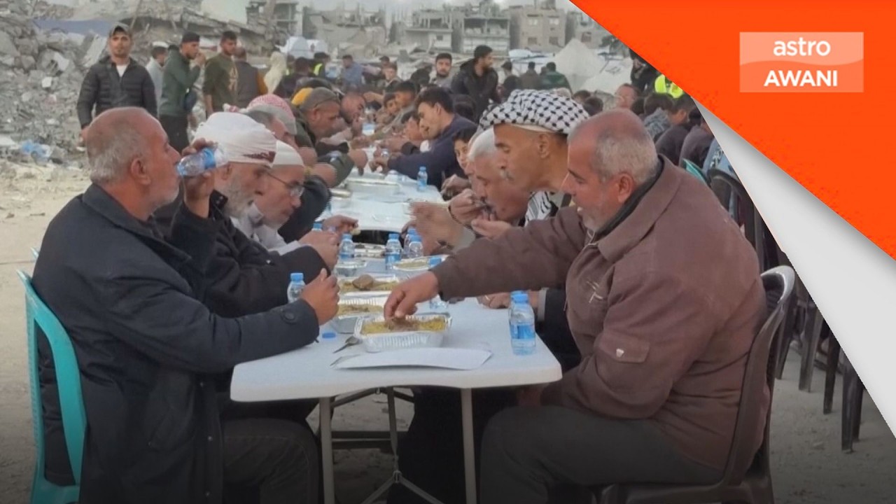 Penduduk Gaza berbuka puasa antara runtuhan pada hari pertama Ramadan