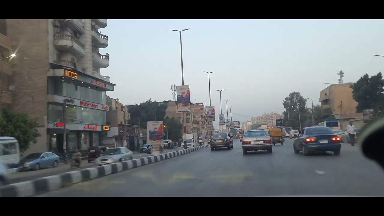استكشف شوارع الزقازيق والمحلات