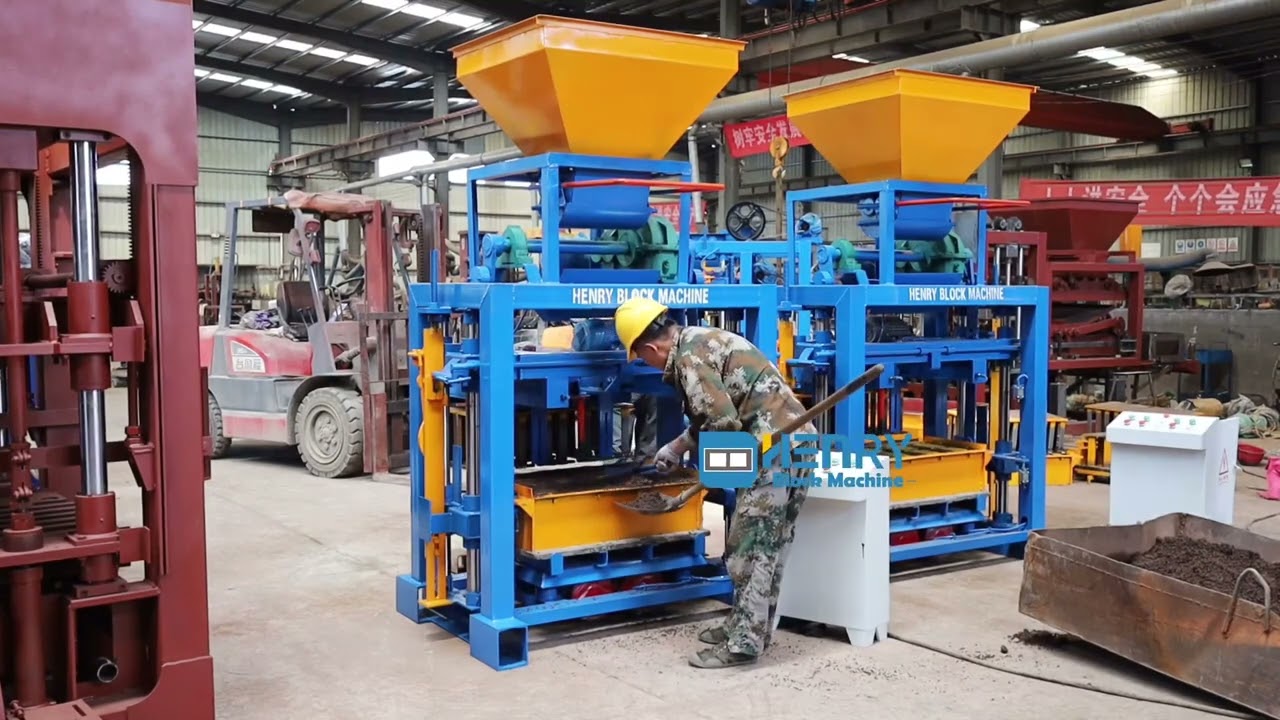 La máquina de bloques huecos semiautomática QT40-1 produce bloques huecos de hormigón de 8 pulgadas