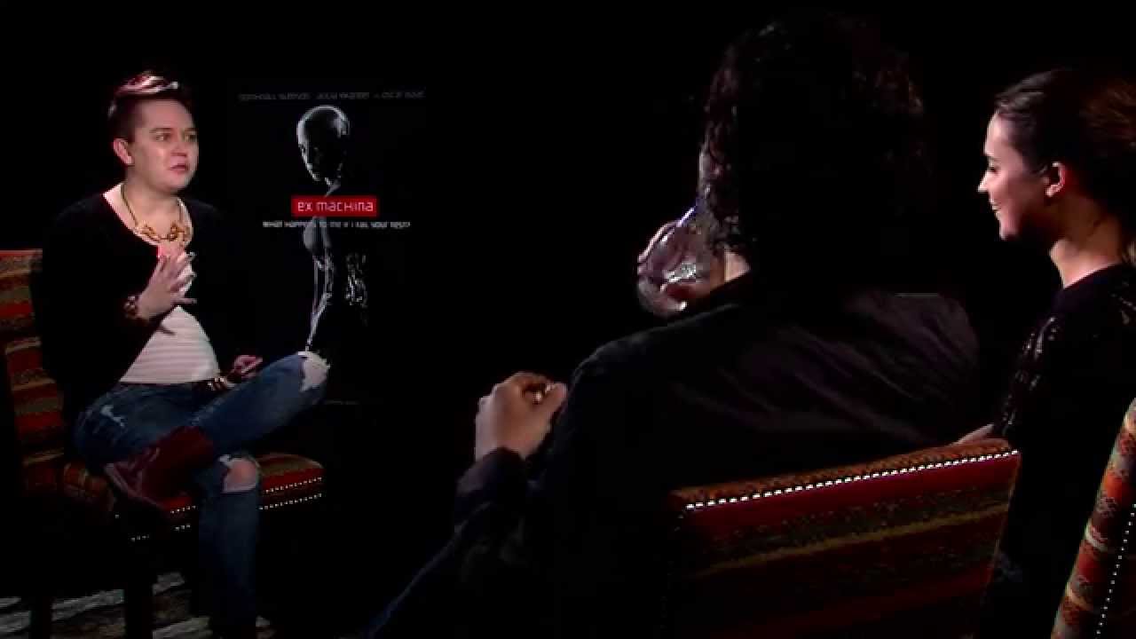 Ex Machina Interview - Oscar Isaac and Alicia Vikander