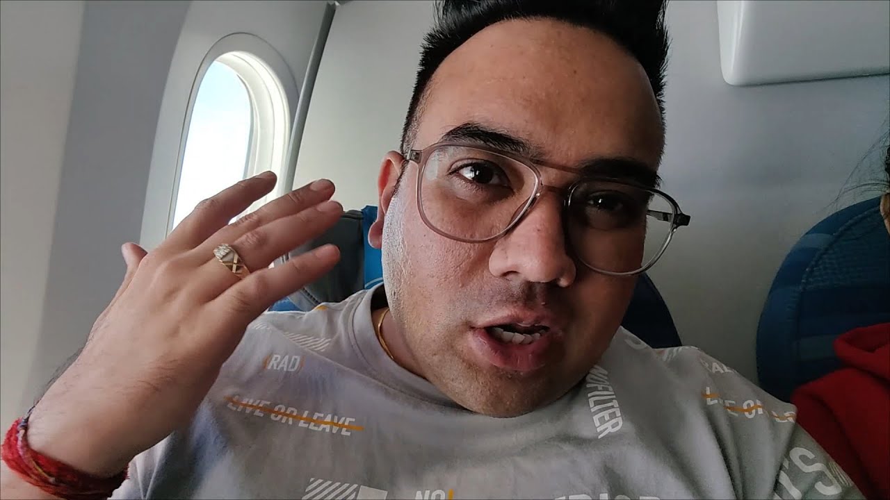 New Delhi to Amsterdam via Warsaw | Exploring LOT Polish Premium Economy!