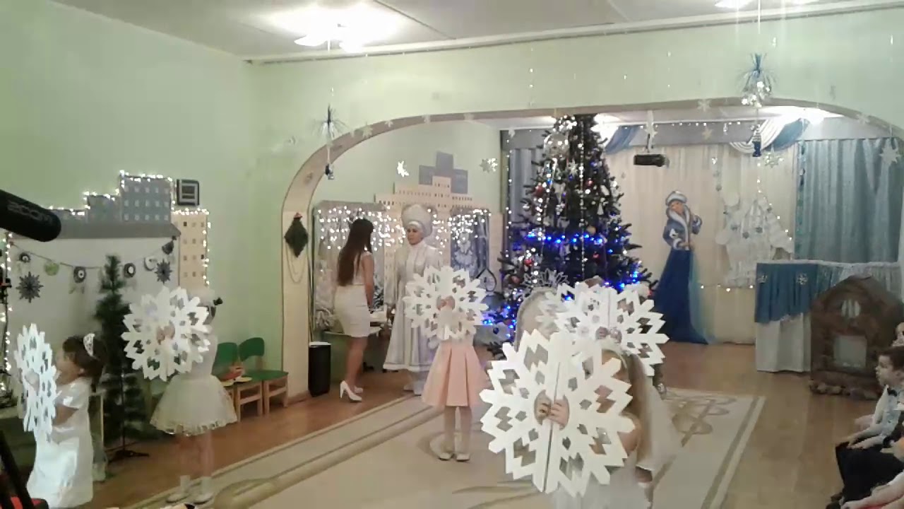Танец снежинок в детском саду