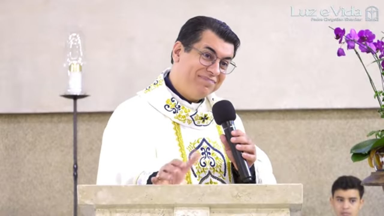 Por que Jesus CHAMOU SUA M&Atilde;E DE MULHER? Isso n&atilde;o seria falta de respeito? - PADRE CHRYSTIAN SHANKAR