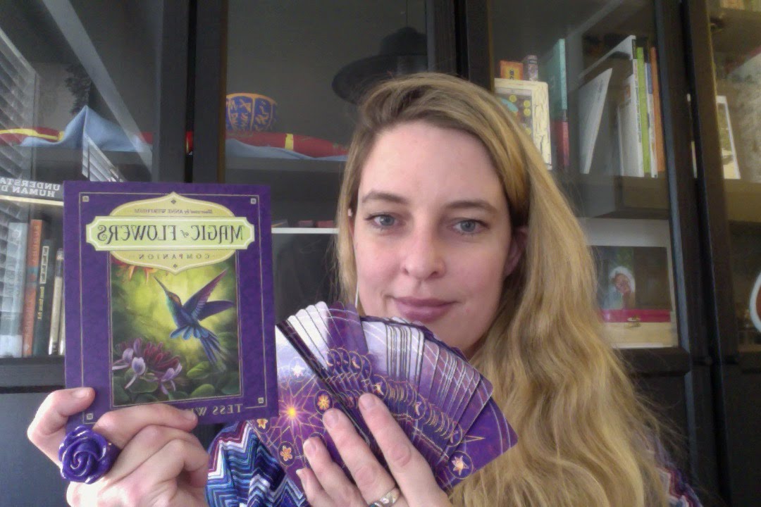 Magic of Flowers Oracle Deck - Unboxing Video