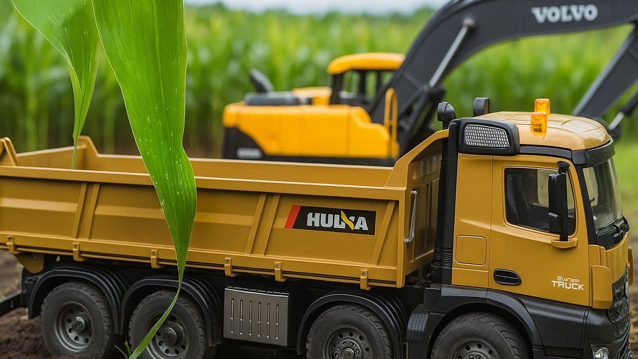 RC Excavator Volvo & RC Truk Huina Mengisi Pasir di Kebun Jagung! | Remote Control Action