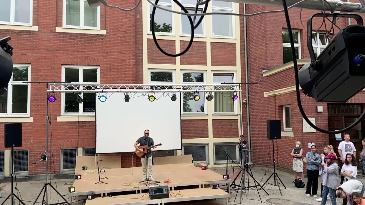 David Grabe Live auf dem Sommerfest des Gymnasiums Lerchenfeld