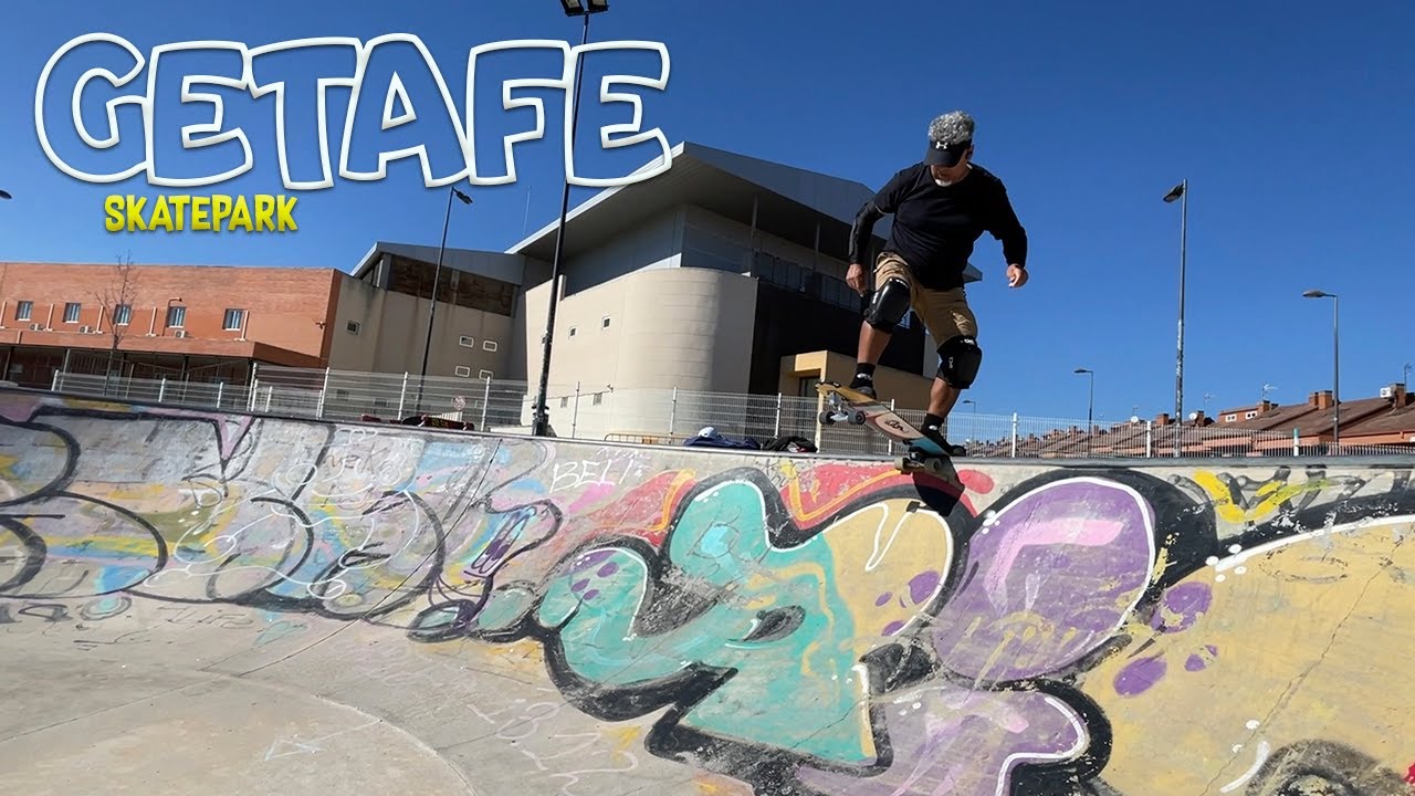 Getafe SkatePark #surfskater #smoothstar #surfskatestyle #skatepark #surfboard