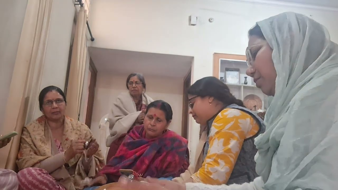 अधरं मधुरं  प्रियतम  मधुरं 🙏👌🚩  बहुत  सुन्दर  कृष्ण  भजन  