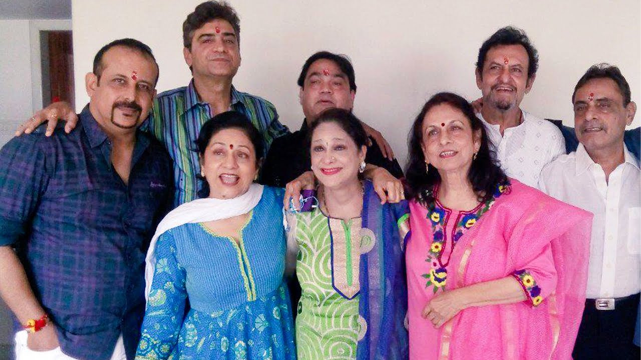 Legendary Actress Aruna Irani With Her Sisters and Brothers | Parents, Husband, Niece, Nephew