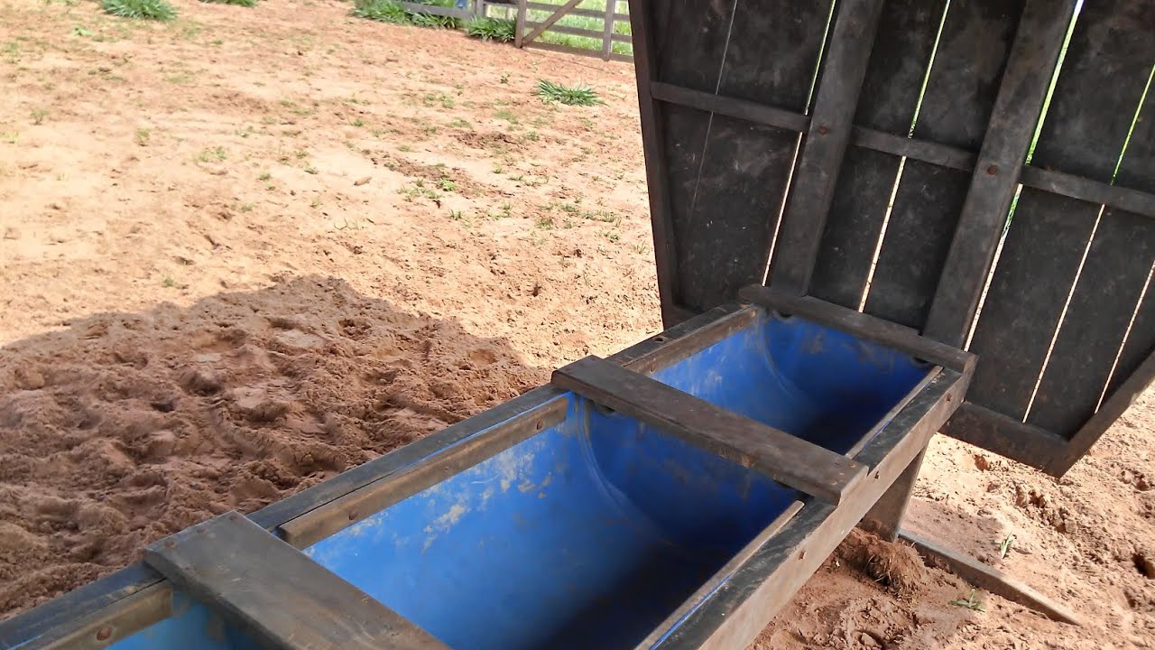 COCHOS DE SAL E RAÇÃO PARA GADO COM BAIXO CUSTO FEITO NA FAZENDA