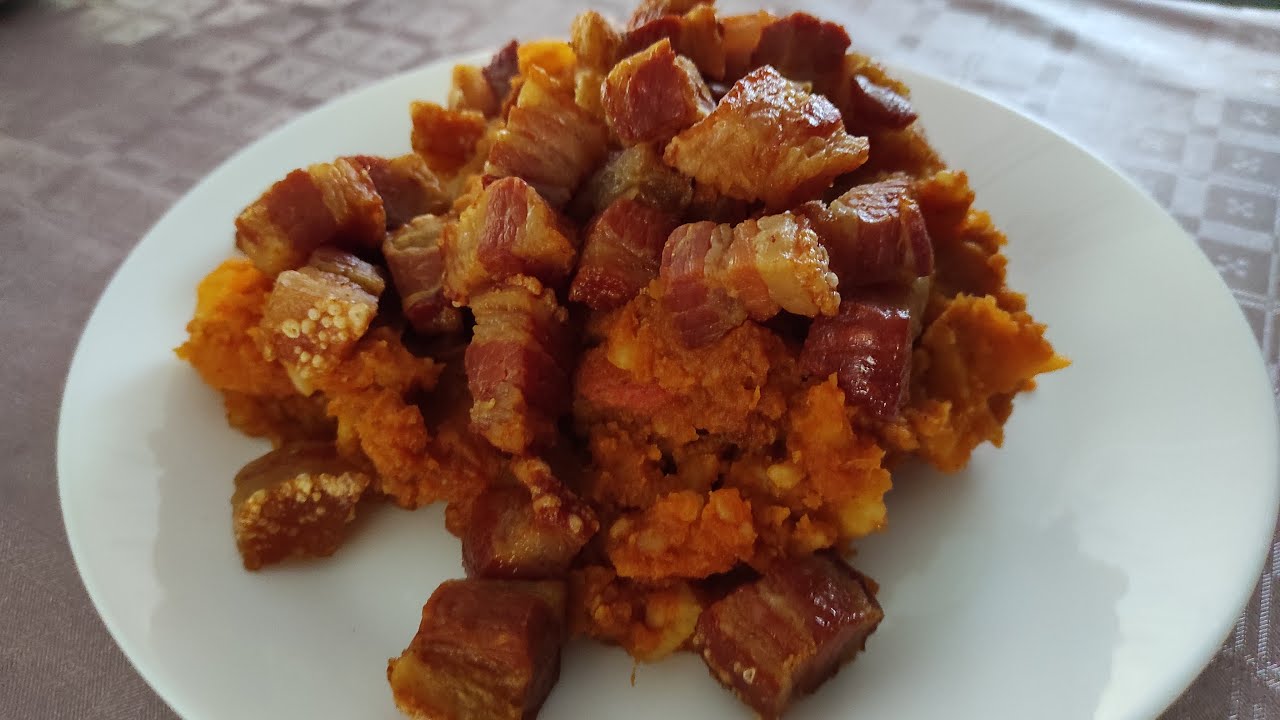 PATATAS REVOLCONAS paso a paso con  TORREZNOS  crujientes | ElCanaldeArtemisa