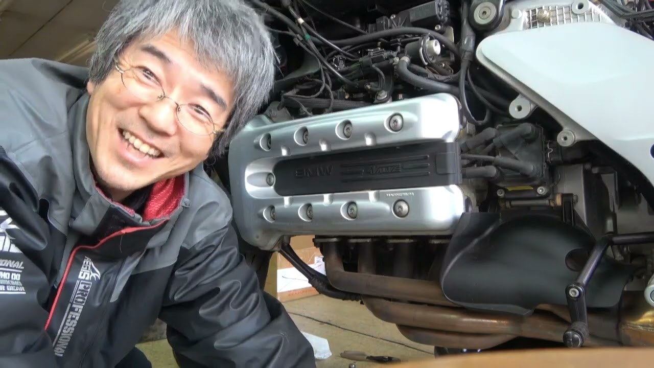 BMW K1200GT　オイル交換をしながらの話