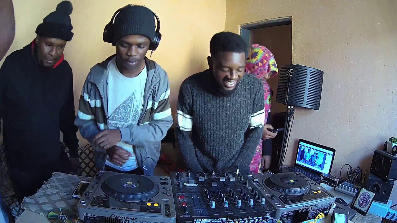 Sheriff DJ & Ralf @ BASSMENT Music HQ (DeepHouseCyphers Label INVASION EP2)