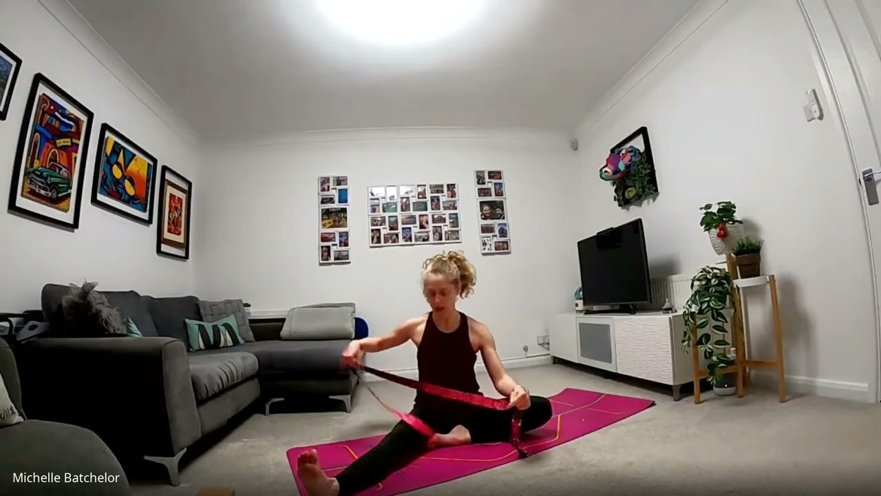 A stretchy leg focus working towards warrior 3 and standing split.