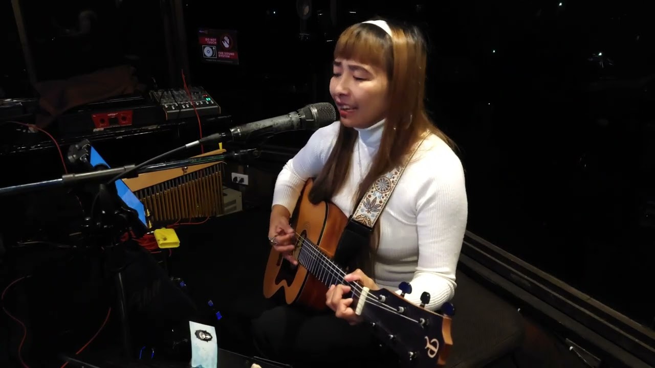 Miley Cyrus — Flowers cover song by Krista Giselle Seda at HornPub Baguio Live Band Music