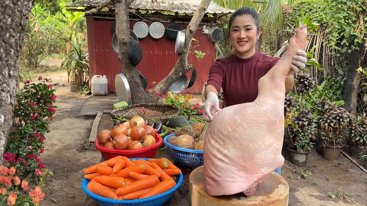 Amazing cooking skills: Yummy big pork legs cooking | Big pork leg curry recipe