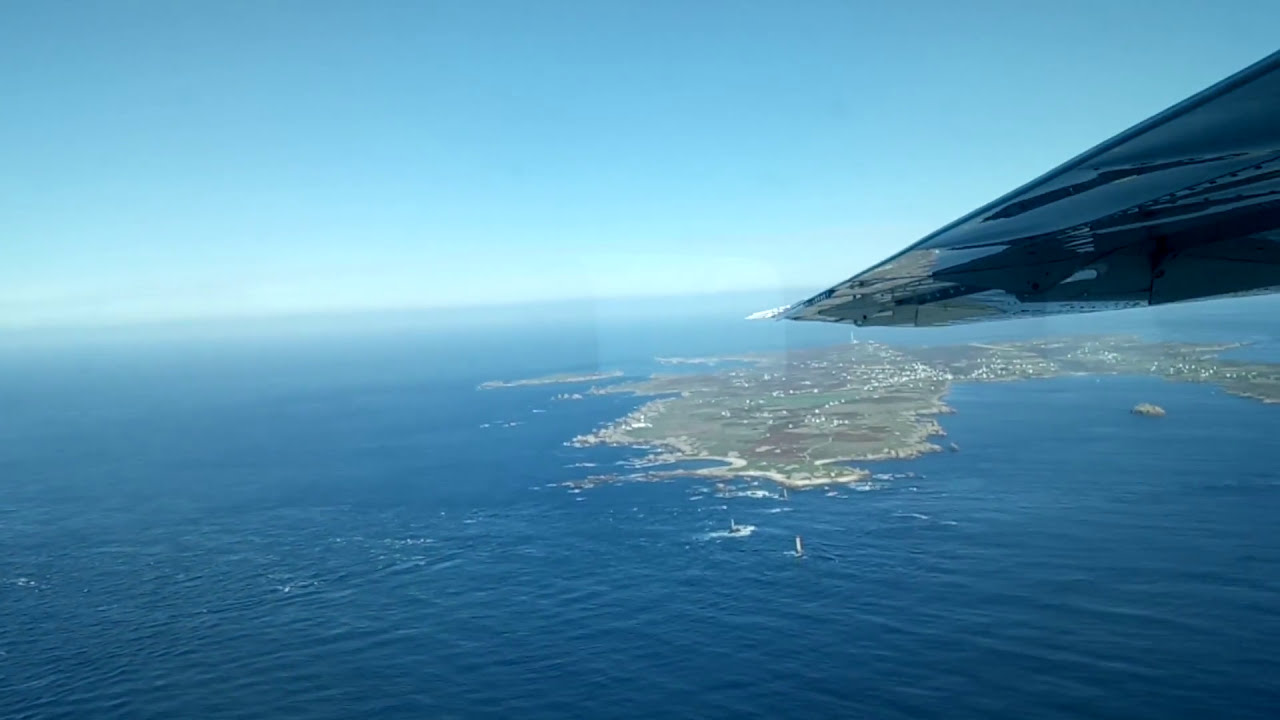 CESSNA 208 B FINIST'AIR LANDING OUESSANT BRETAGNE [LFEC]
