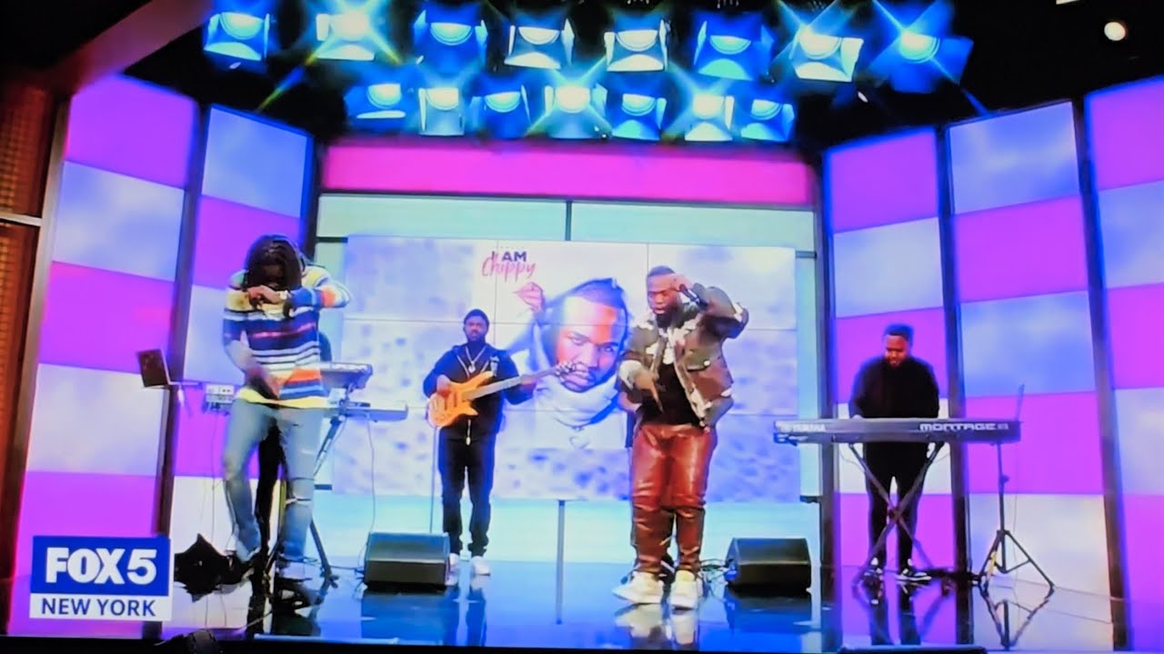 Teejay 🇯🇲 performs hit singles 