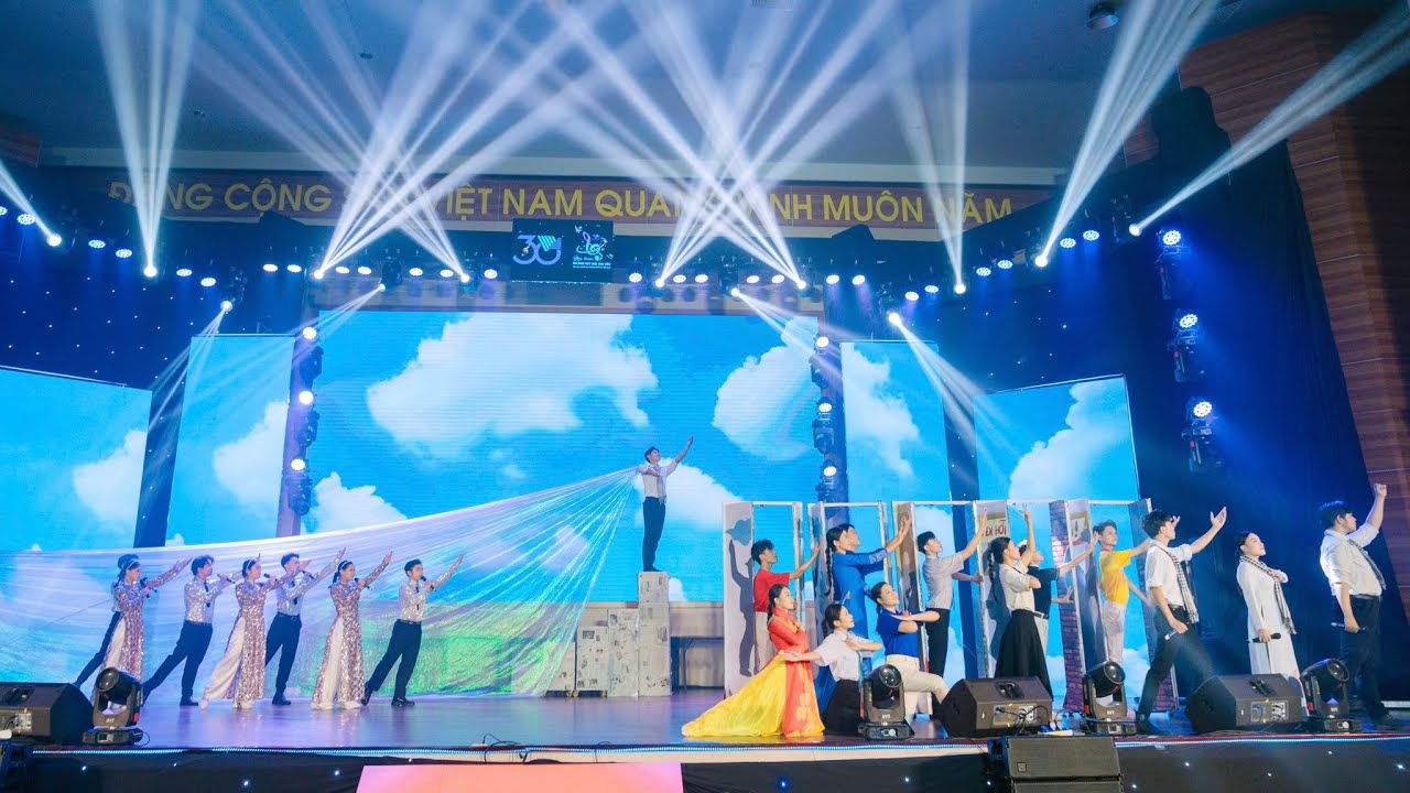TIẾNG TỔ QUỐC GỌI TA SẴN SÀNG | CLB VĂN NGHỆ XUNG KÍCH CKT