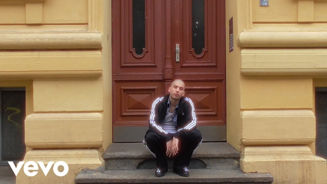 Jugo Ürdens, Stacks102 - Alle meine Freunde (Official Video)