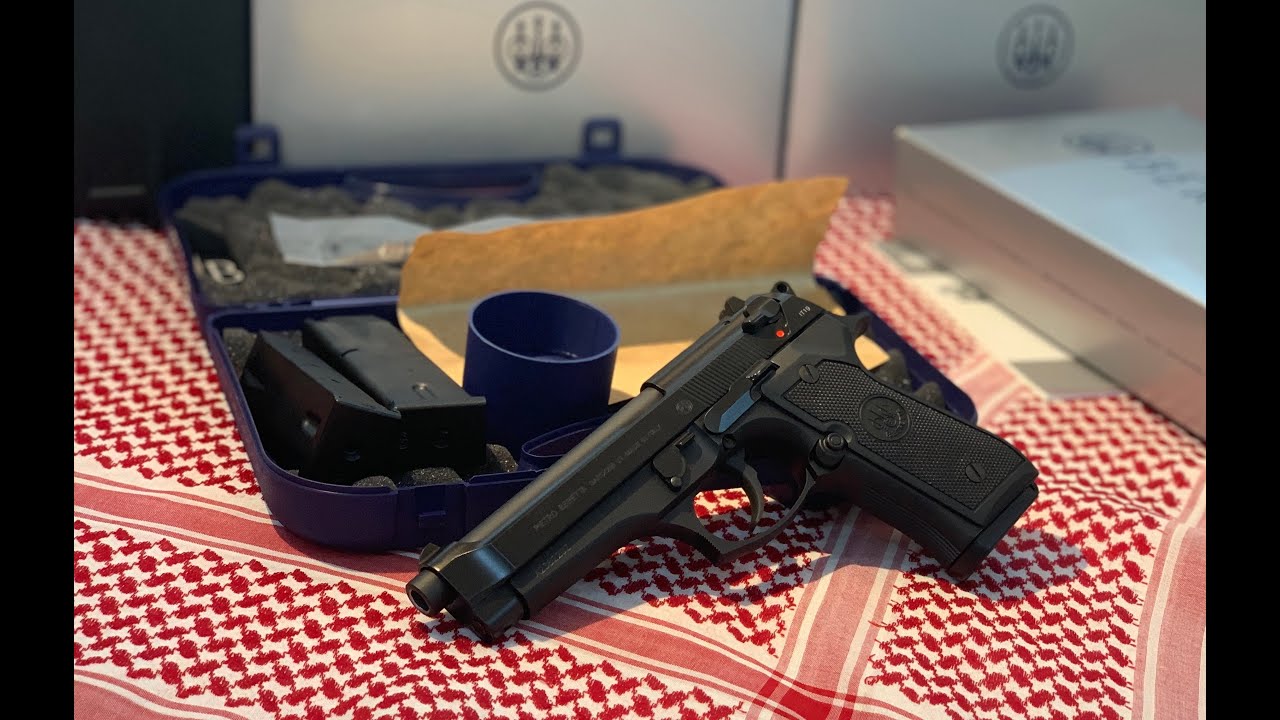 فتح صندوق مسدس بيريتا 92FS