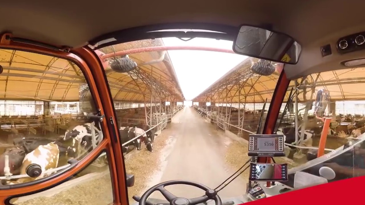 360&deg; video - Experience cattle feeding with the Triotrac self-propelled mixer feeder