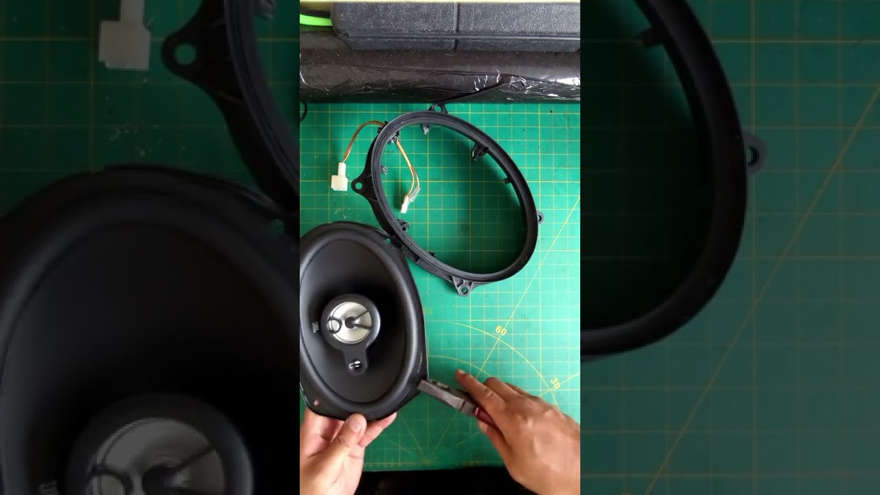 DIY Navara NP300 removal front door card/trim and upgrade front door speaker.