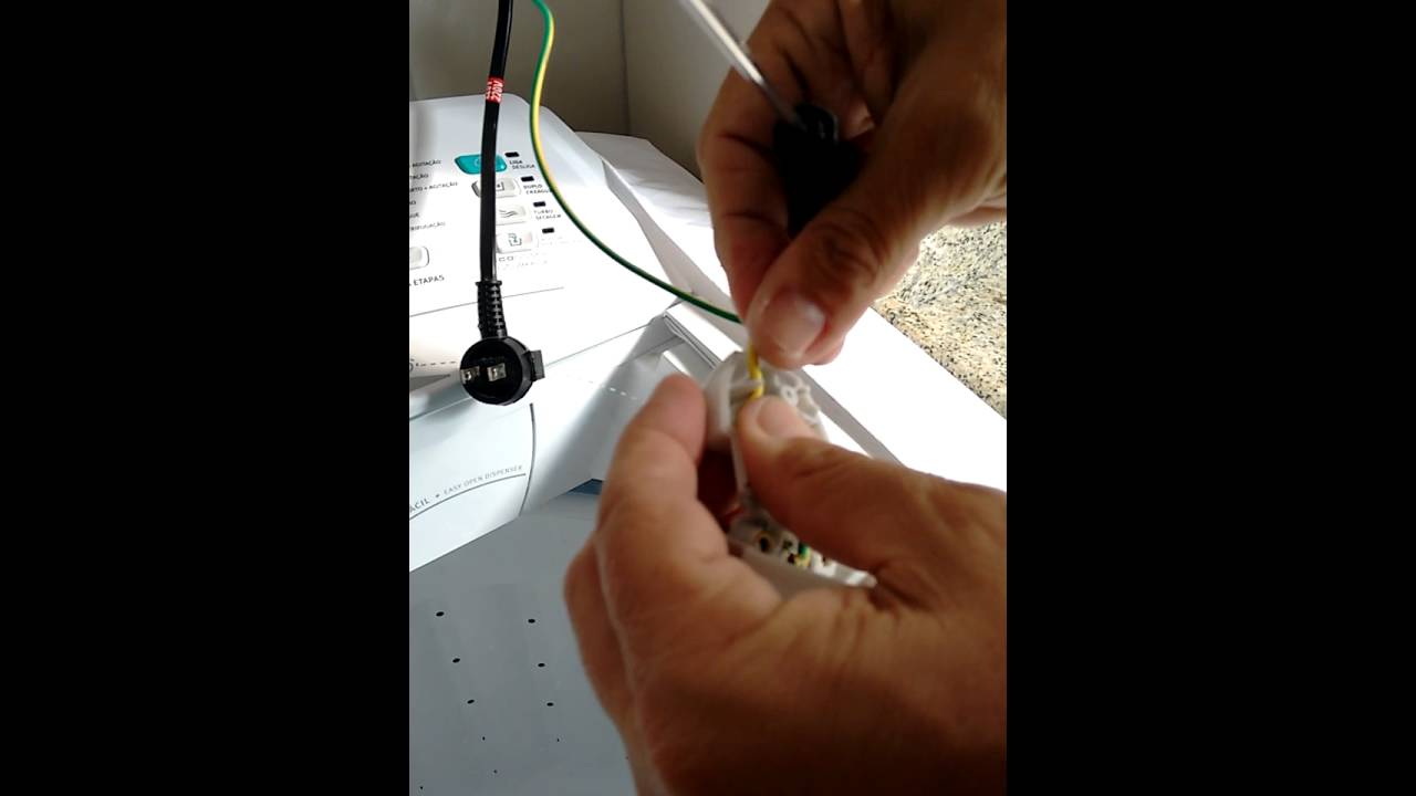 ATERRAMENTO DE ELETRODOMÉSTICOS COM DOIS PINOS