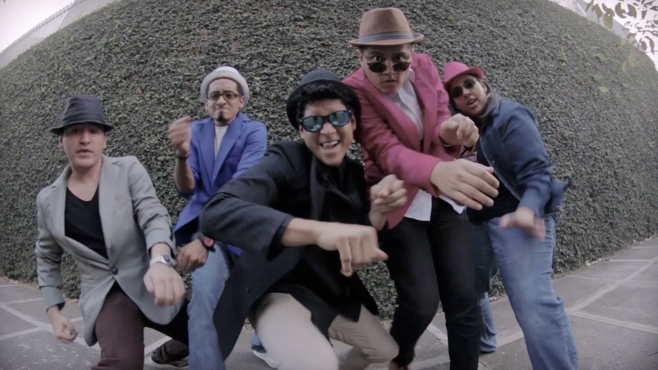 Música Traducida 4 - Little Viejo