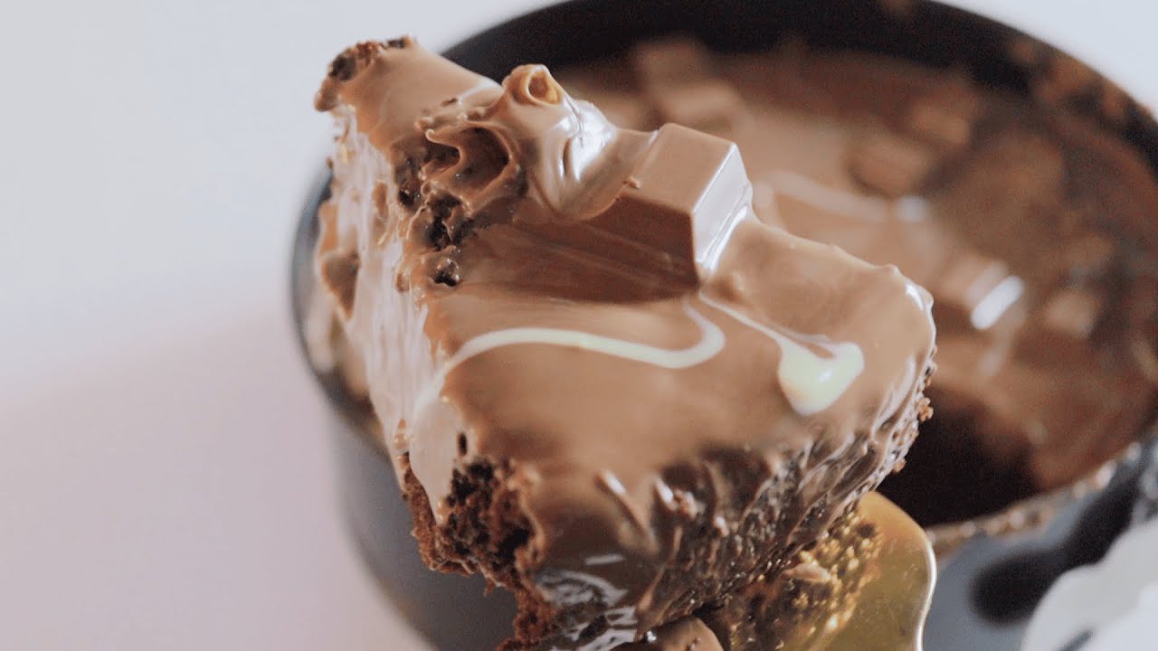 كيكة الشوكولاتة مع الكيندر / Chocolate cake with Kinder