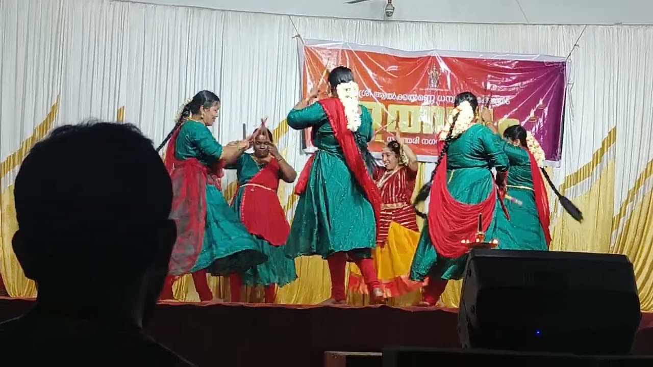 കോൽക്കളി team സവിധം അങ്ങാടിപ്പുറം 💃🏻