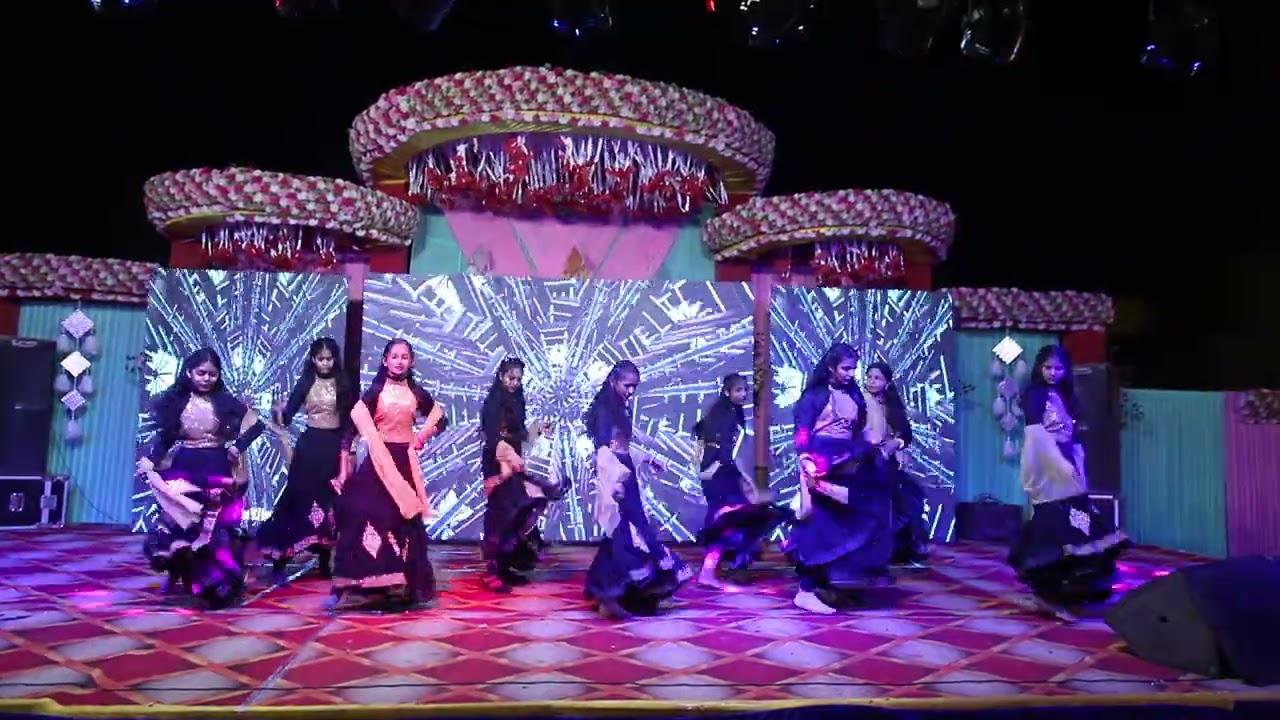 Bollywood dance theme by Class 7th Girls at Annual Function 🌸