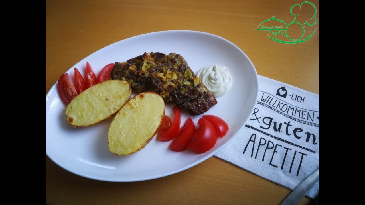 Sammet kocht Grillkotelett mit Ofenkartoffel