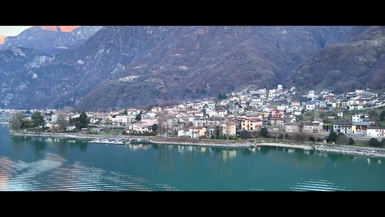Lago di Mezzola vista dall'alto